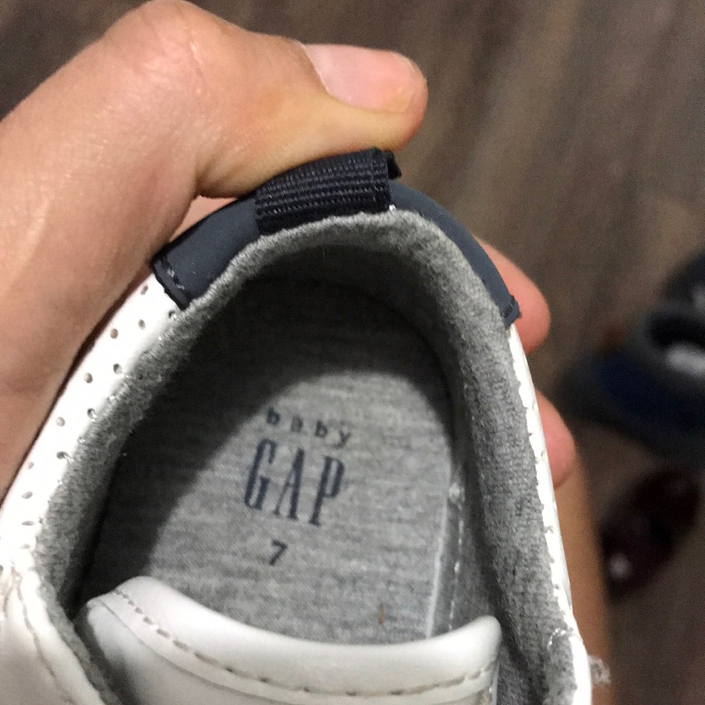 Comfortable shoe - Picture 2 of 4